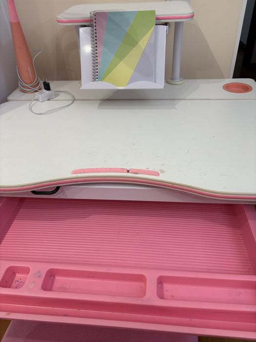 Продам парту школьную