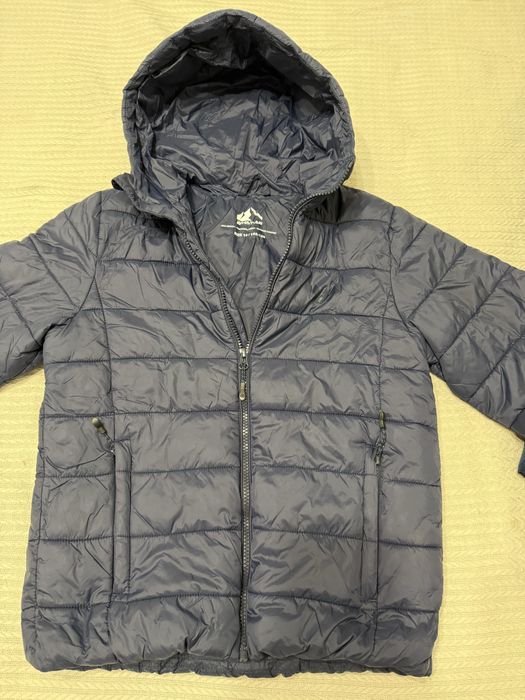 Продам куртку 100граммовку на мальчика