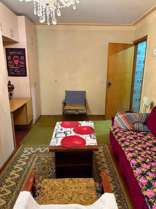 Сдам квартиру на метро Новза