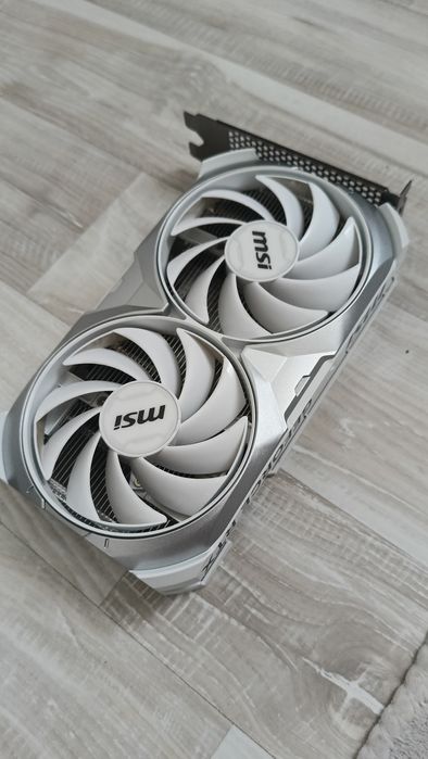 Видеокарта 4060 MSI