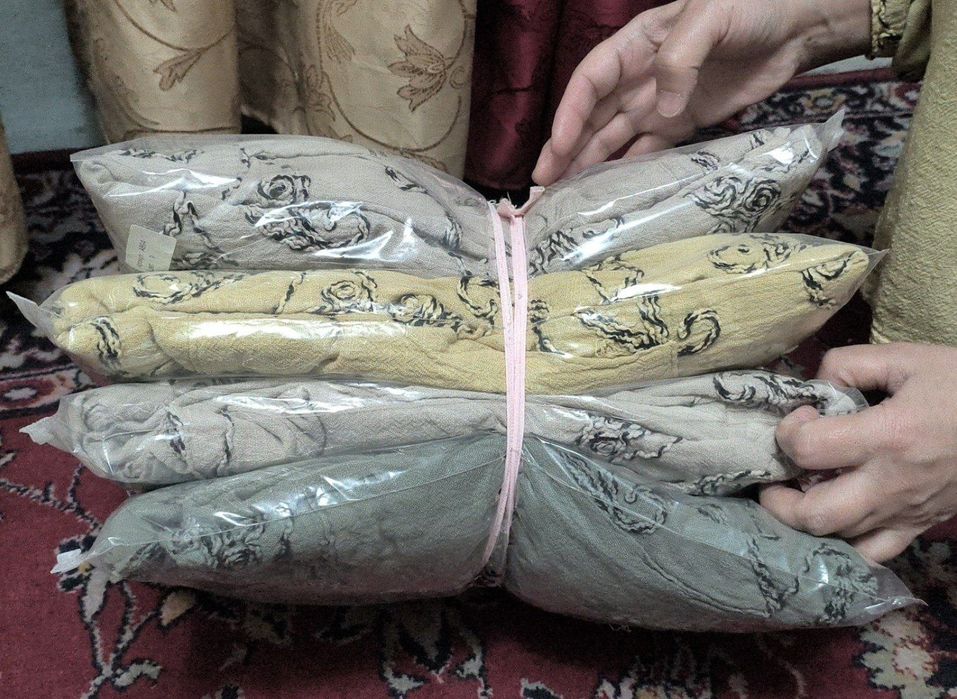 Продаю женский костюм