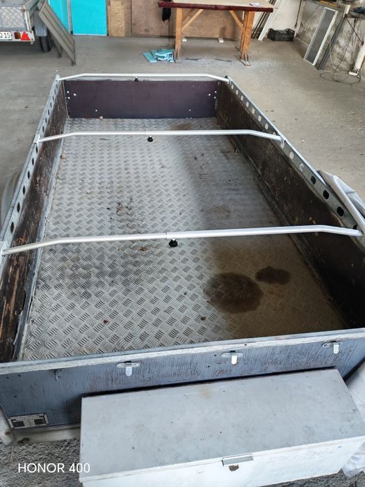 Remorca 750 kg adusa recent