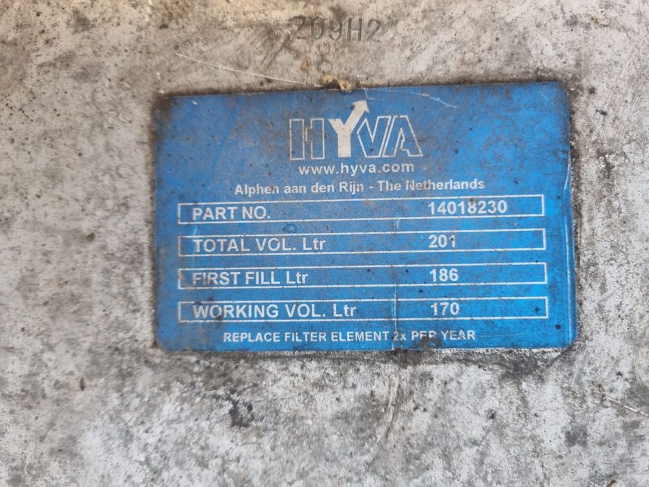 Гидробак. Гидронасос. Бампер. Мост. Коробка.