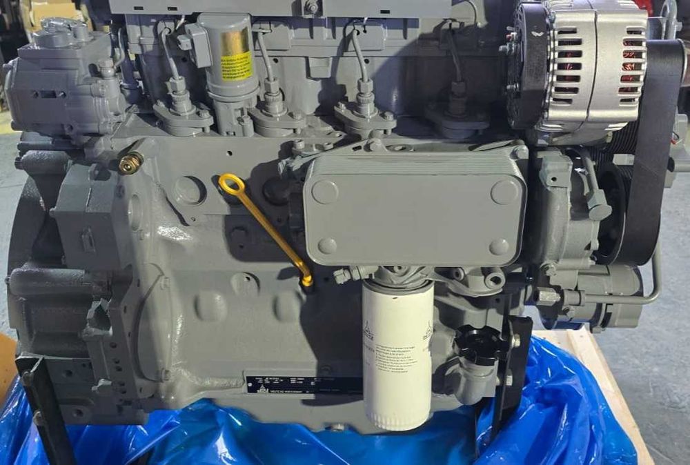 Дизельный двигатель BF4M2012C