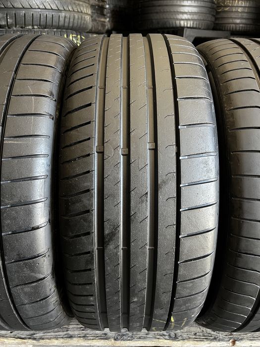 4 anvelope vara ca NOI 255/40/21 , Bridgestone , 7.4 mm