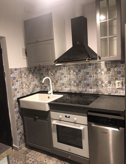 Montez plita indictie. inversare deschidere usa frigider. Montaj hota