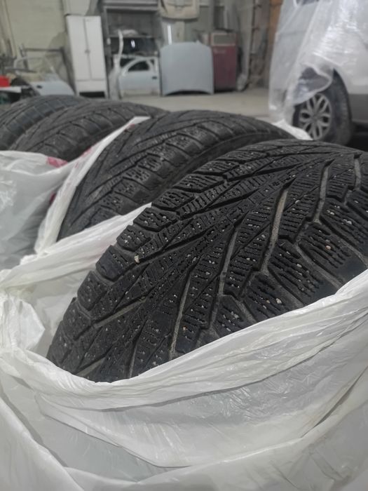 Продам резину R19