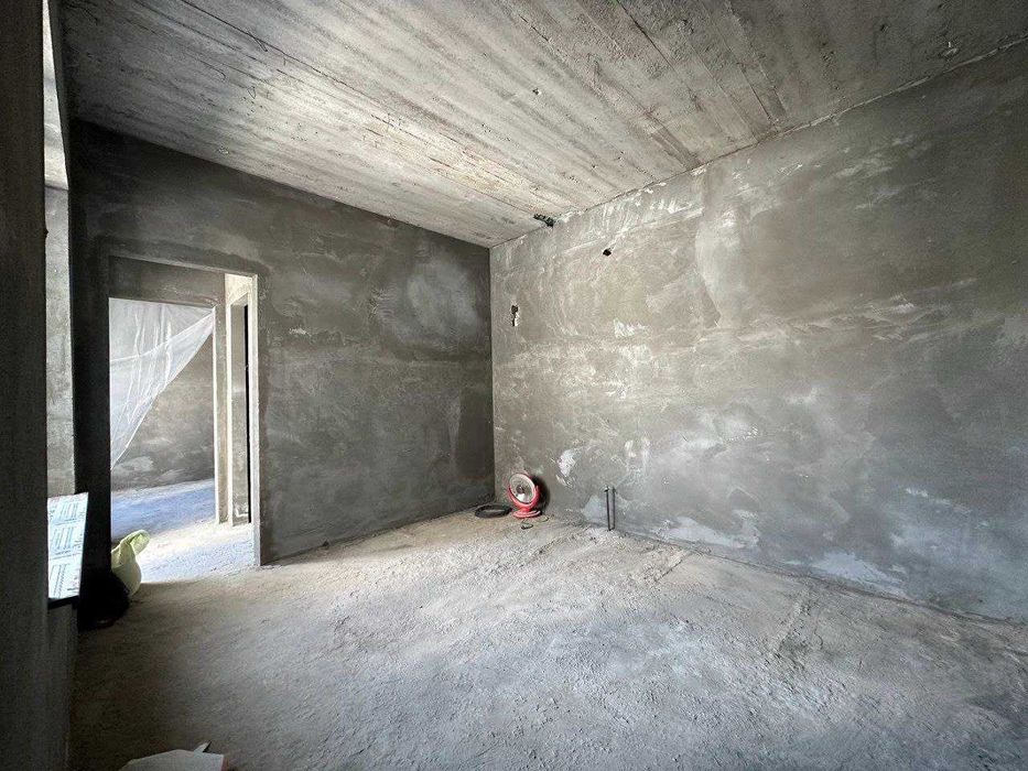 Сергели. Sultonoobod махалляси.2.5сотихда 6хонали коробкали уй сотаман