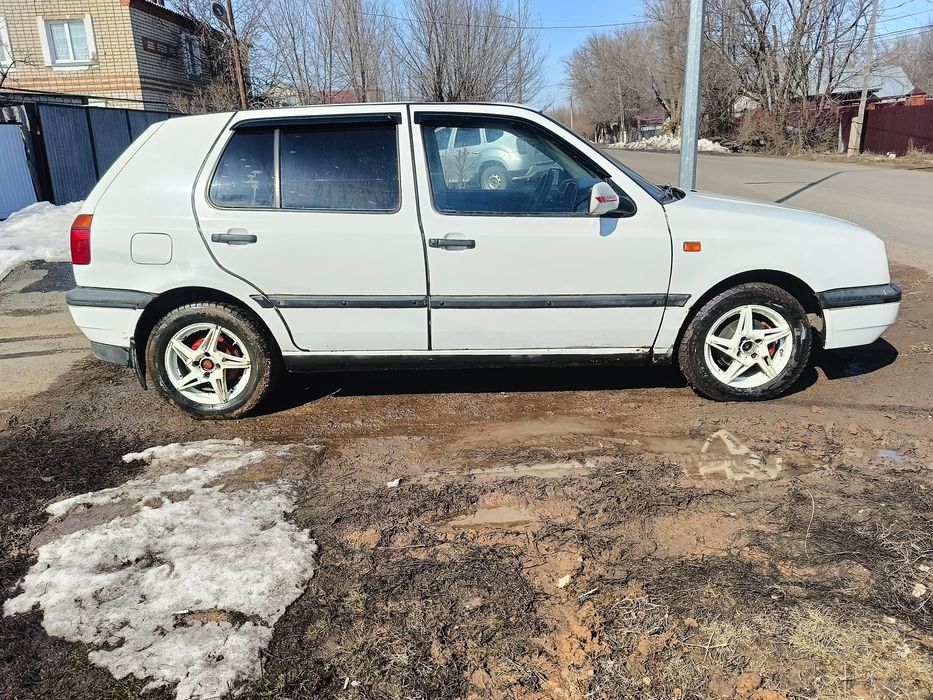 Продам гольфа 1.8 установлено гбо