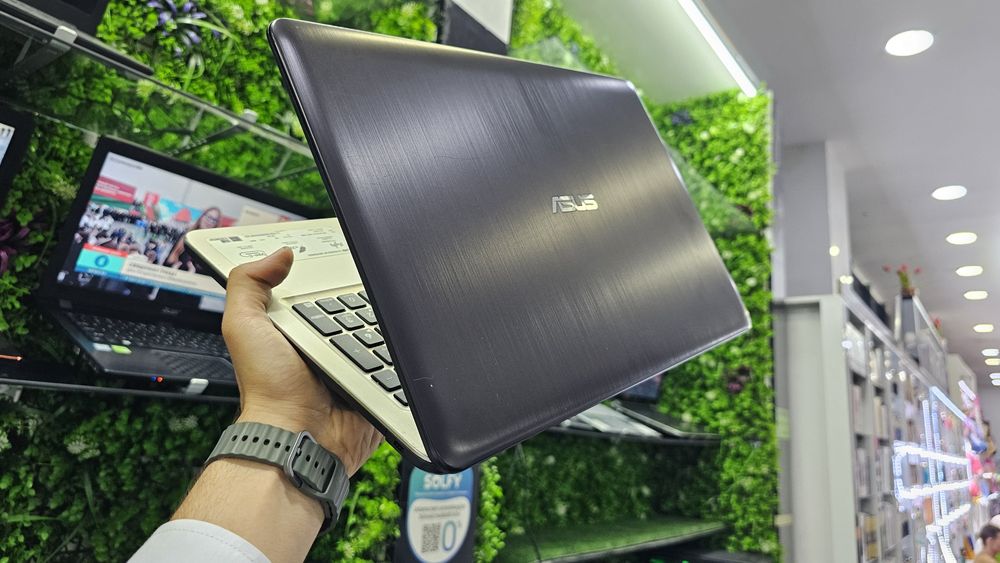 Atiga 1 mln 300 ga sifatli SSD li современный notebook kerakmi?!