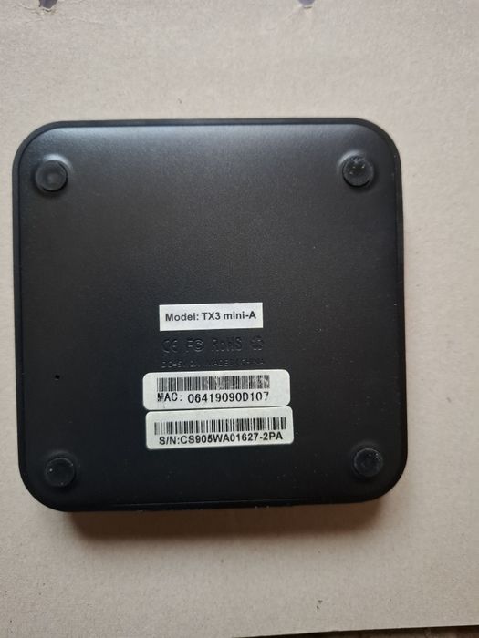 Vând tv box tx3 mini