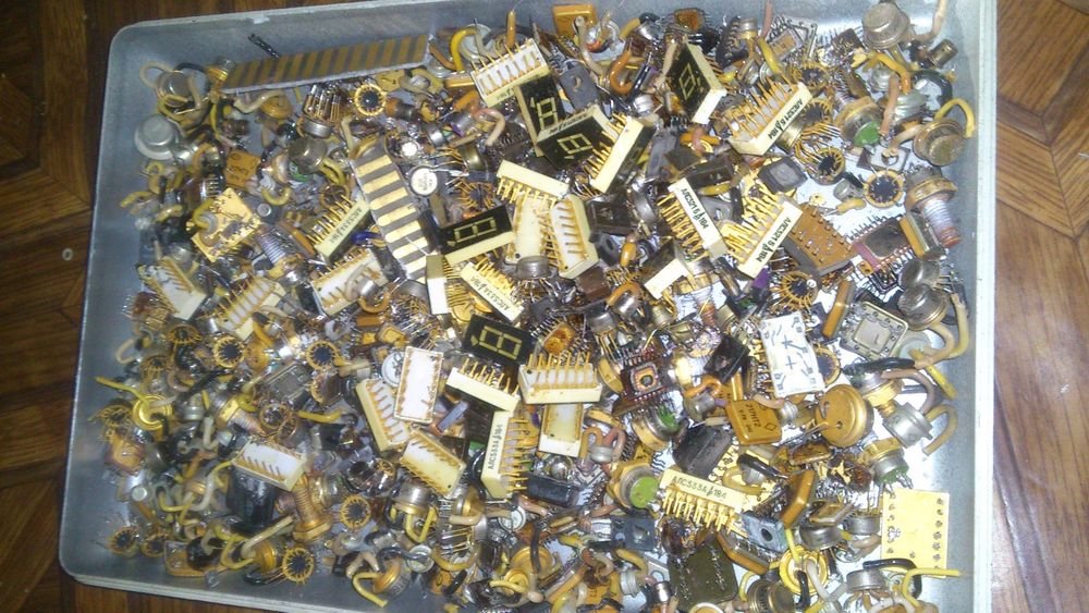 Приём плат и радиодеталей 10 000 т