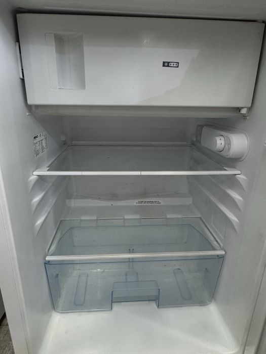 Хладилник с фризер BEKO