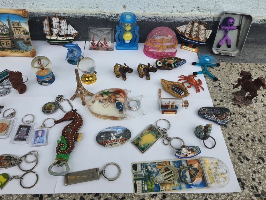 Магно човечета, магнитчета, сувенири, ключодържатели