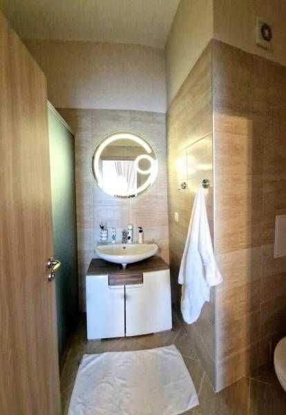 Дава се под наем Тристаен апартамент в Бургас, Зорница - 103 кв.м за 1530 € - Снимка #7