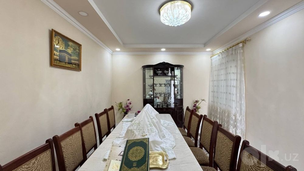Nazarbek Pushkindan pasroda 7-maktab orqasi