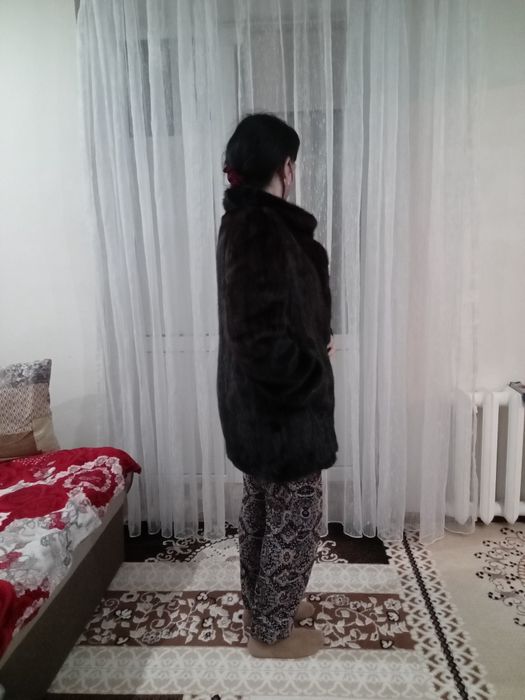Продам шубу норковую
