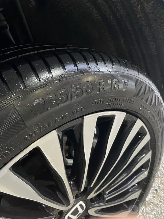 Шина 225/50 R18 Continental 4шт