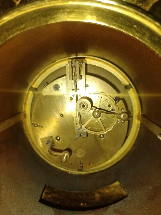Superb ceas de șemineu de dimensiuni impresionante din bronz masiv Dore a doua jumătate a secolului al XIX-lea, stil Ludovic al XV-lea, stare excelent