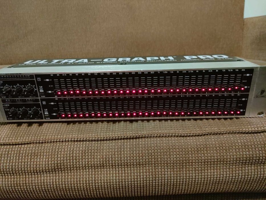 Procesor, crossover, dsp egalizator dsp Behringer Dbx Pa 2