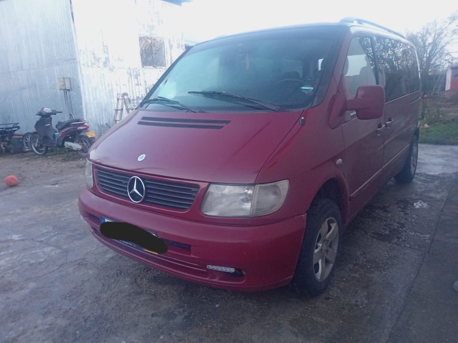 Vând mercedes vito W638 8+1 locuri