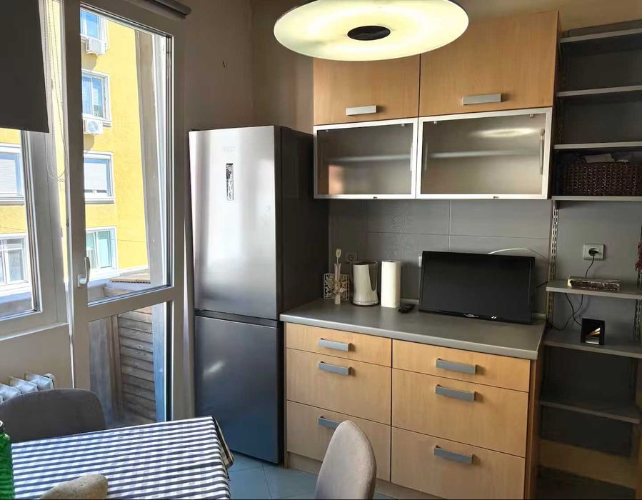 Тристаен апартамент на 100м от НДК четиристаен ИДЕАЛЕН ЦЕНТЪР