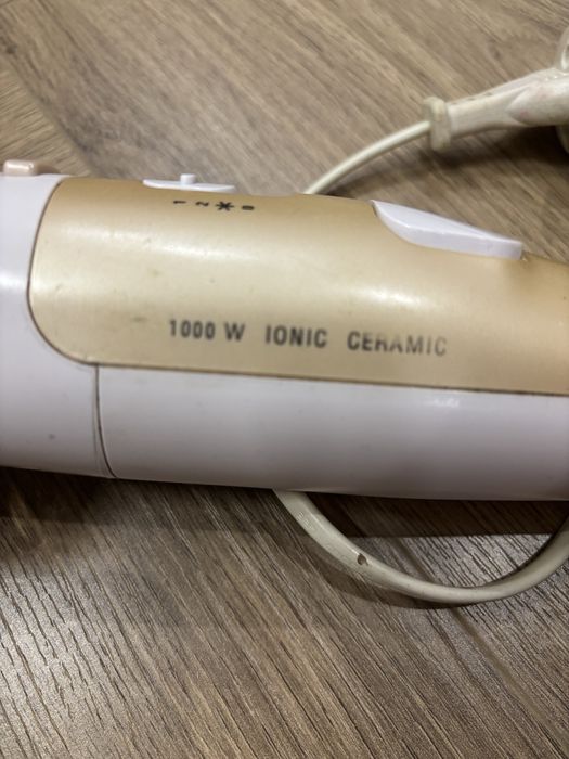 фен и брашинг в отличном состояний