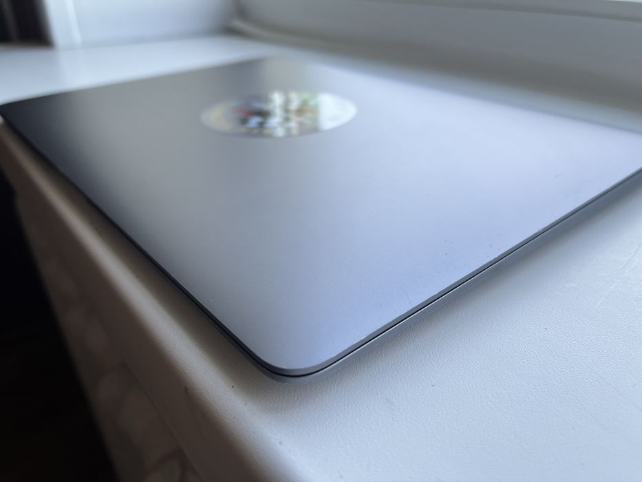 Macbook Air m1 256gb 2020 84%акб Срочно
