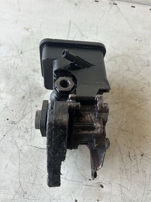 Хидравлична помпа за бмв 3.0д 184/193кс е46/е39/е53