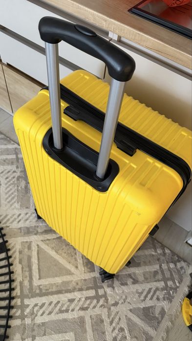 Чемодан большой