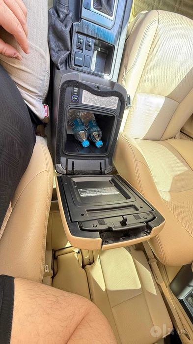 Land Cruiser PRADO 2016