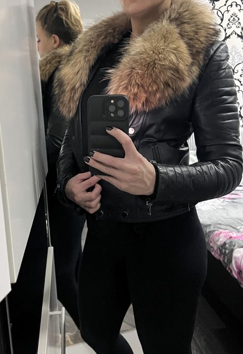 Geaca din piele cu blana naturala
