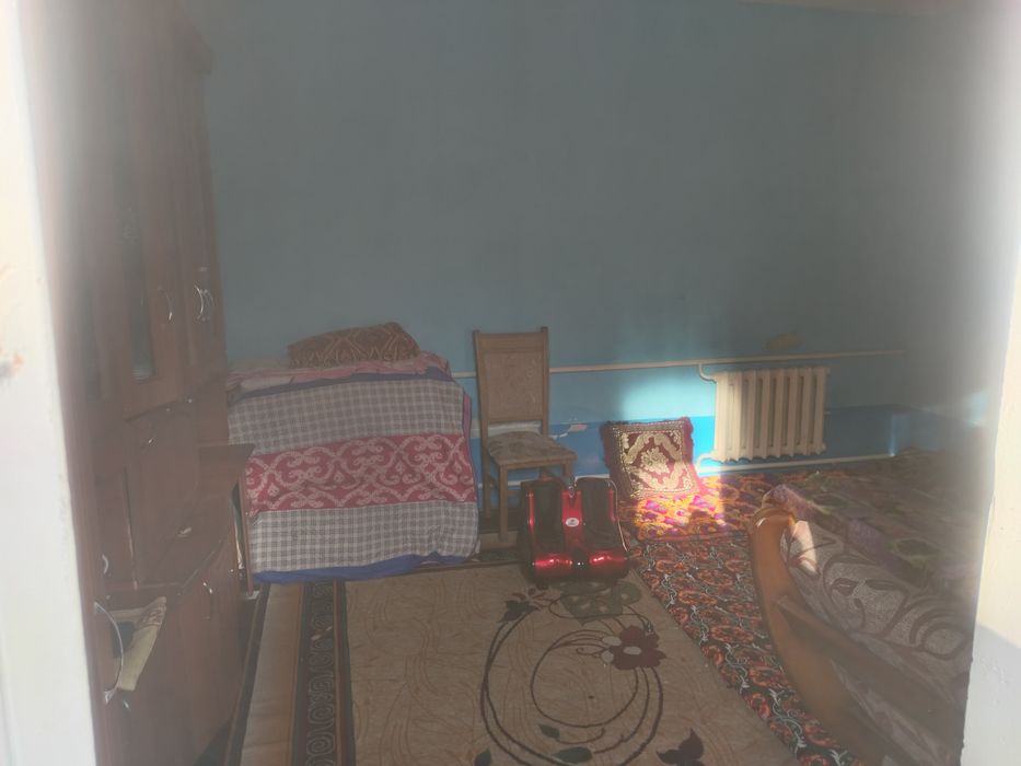 Hovli uy sotiladi 2,6 SOTIH fargona shahar mo'ljal 19 maktab oldida