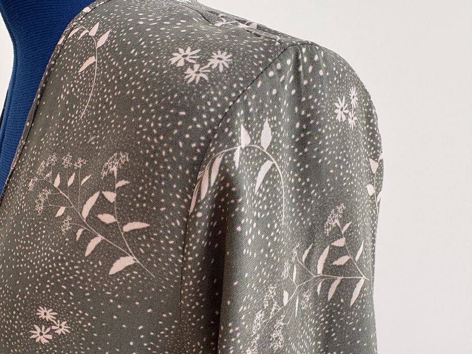 Рокля Three Little Words, размер М, чисто нова