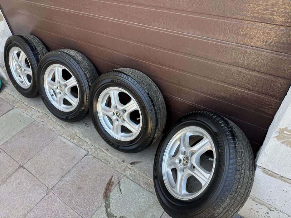 Продам диски с резиной