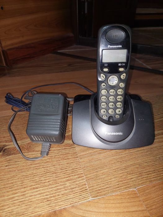 Телефоны Panasonic три штуки