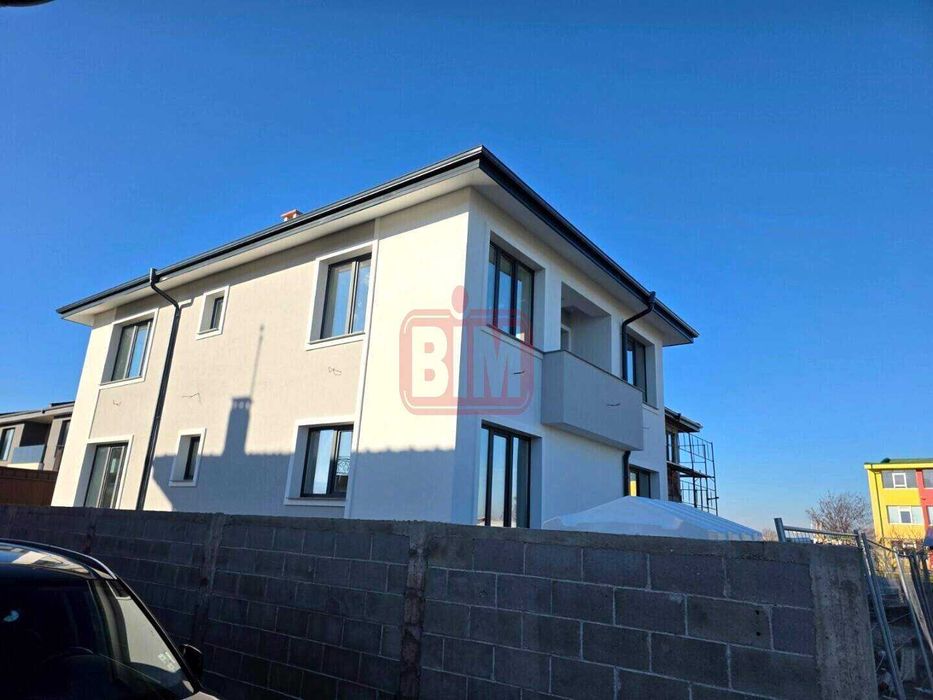 Продава се Къща в Пловдив, Център - 210 кв.м за 729 €/кв.м - Снимка #4