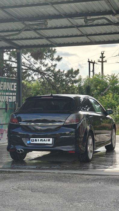 Opel Astra H GTC