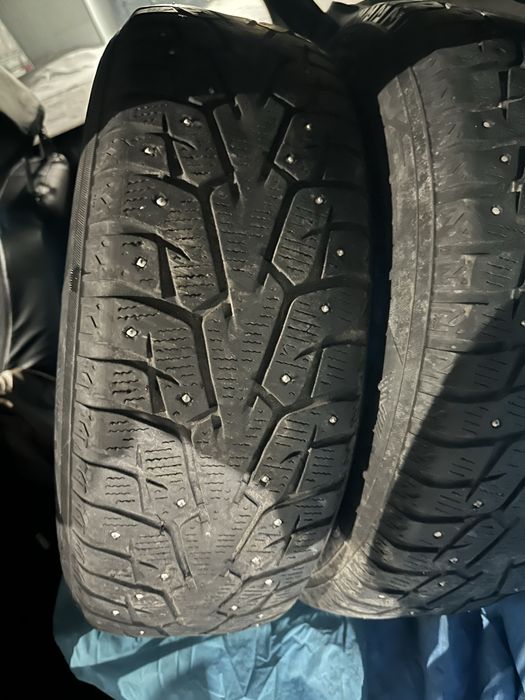 R15 4шт шипованные шины