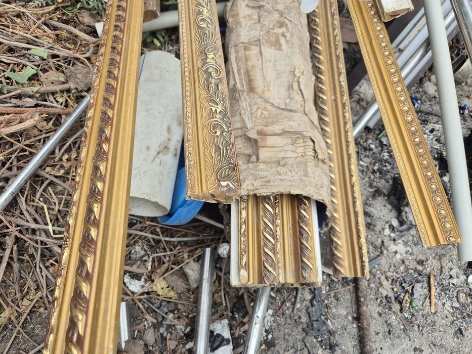 Багеты разные для картины