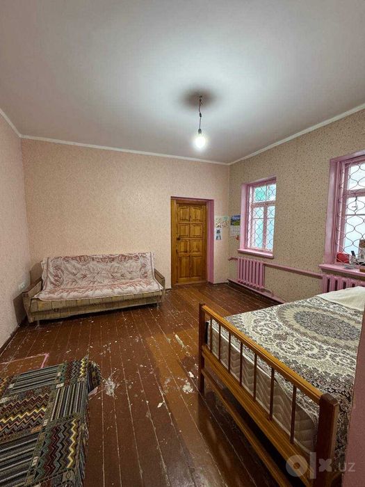 Срочно! 2 комн. дом в общем дворе. 52м2 Рисовый базар Ул. Эски отчопар