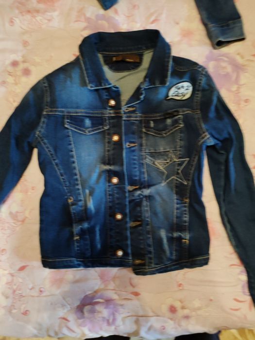 Джинсовки на девочку в идеальном состоянии, размер 158