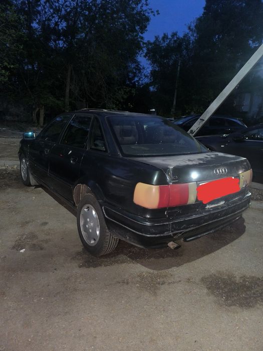 Продам Ауди 80 б4