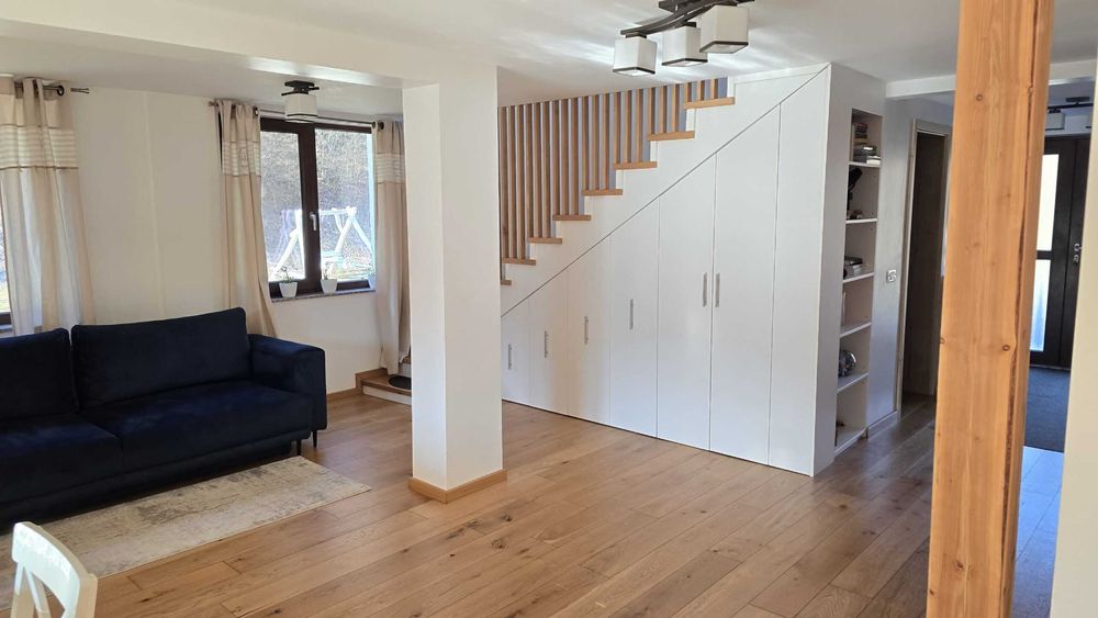 Cabană premium mobilată, 6 camere, 1,68 ha livadă și baltă, aproape de Deva