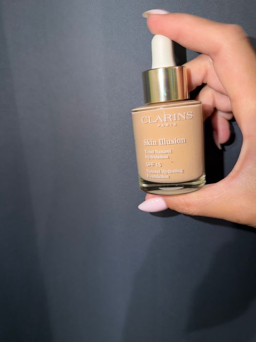 Clarins foundation
