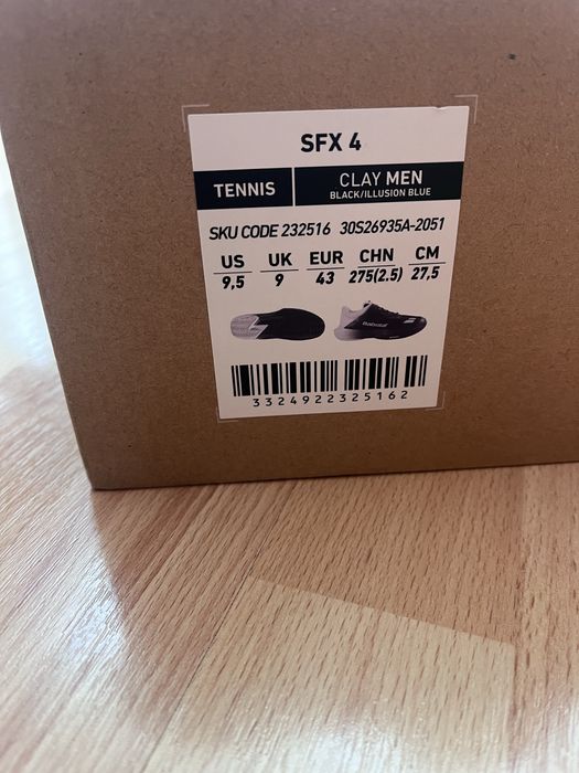 Vand Babolat SFX4! Adidasi tenis de camp!