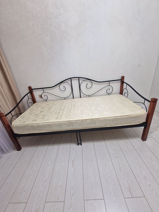 продам кровать малайзия