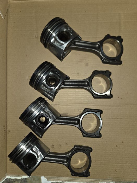 Motor 1.6 dci R9M Chiulasa axe cu came bloc pistoane Renault Megane 3