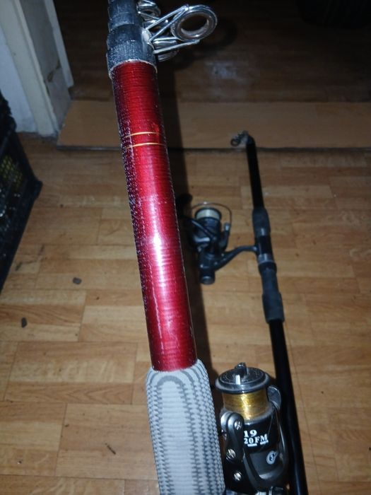 Въдици 2броя нови