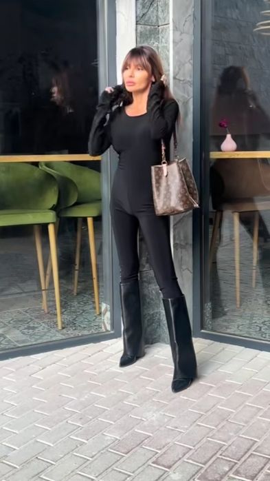 Нов,гащеризон Lei by Lu